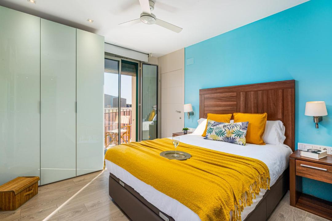 Barceloneta Apartment | Kronos on the beach Suite 4