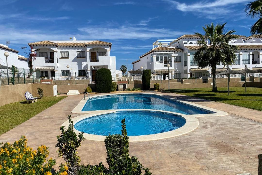 Orihuela Costa Apartment | La Ciñuelica R15 1st Floor Apartment Com Pool L164