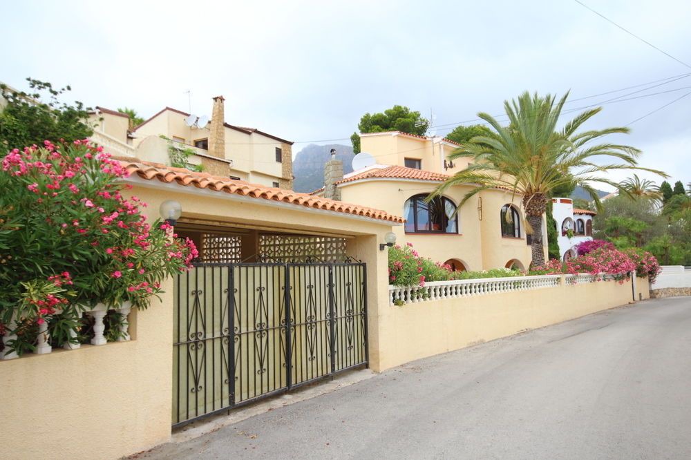 Photo of Buildings in La Empedrola