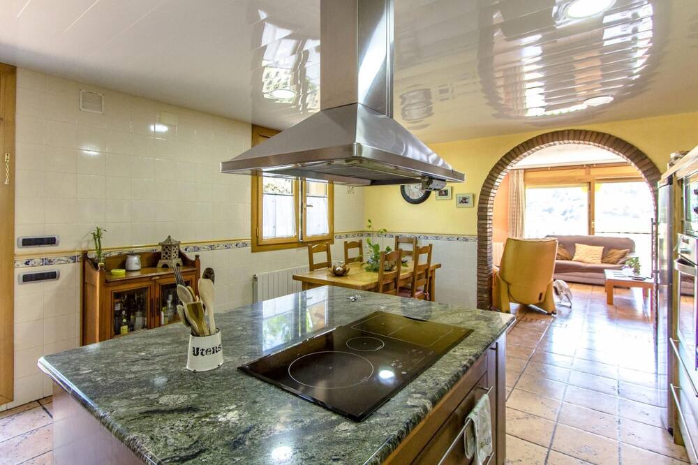 Photo of Kitchen in Torrelles de Llobregat
