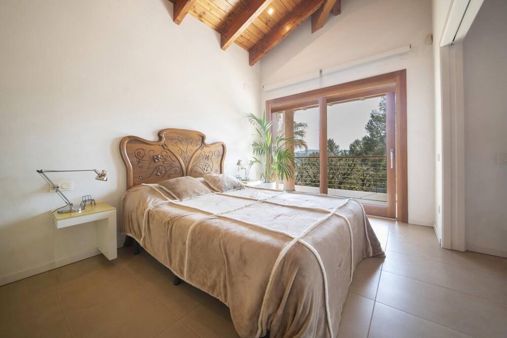 Photo of Bedroom in Torrelles de Llobregat