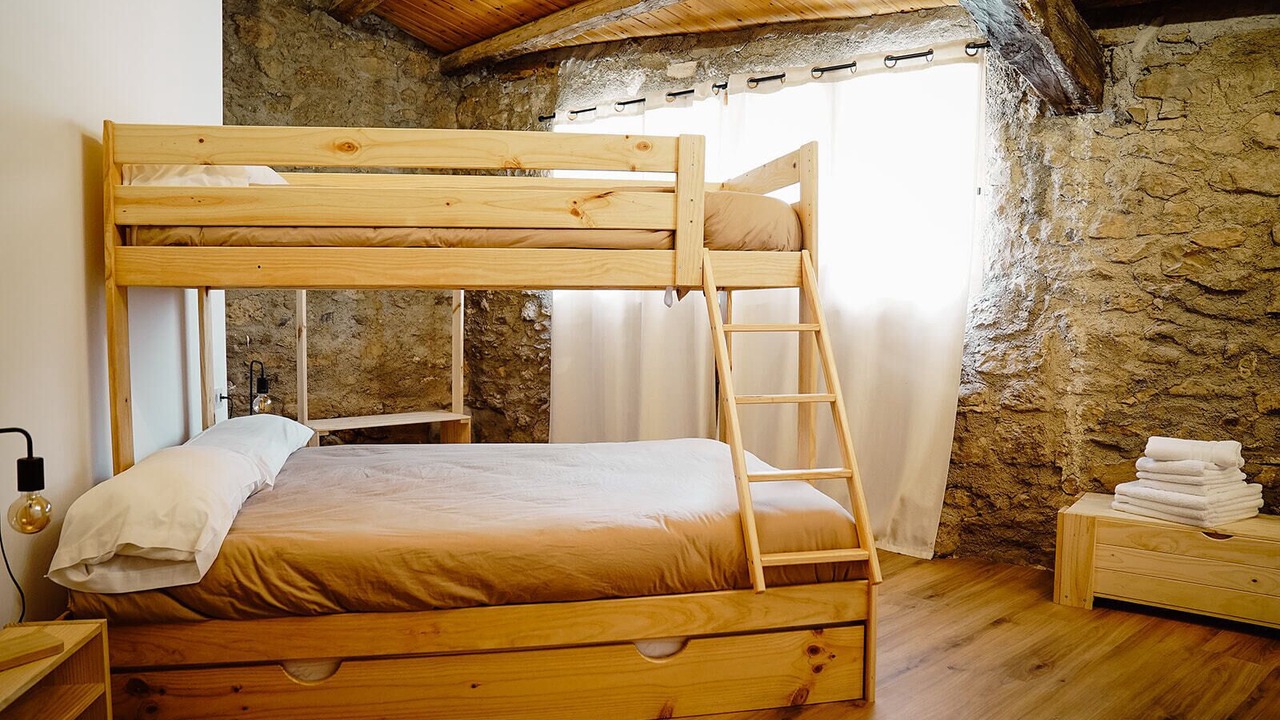 Photo of Bedroom in Naves