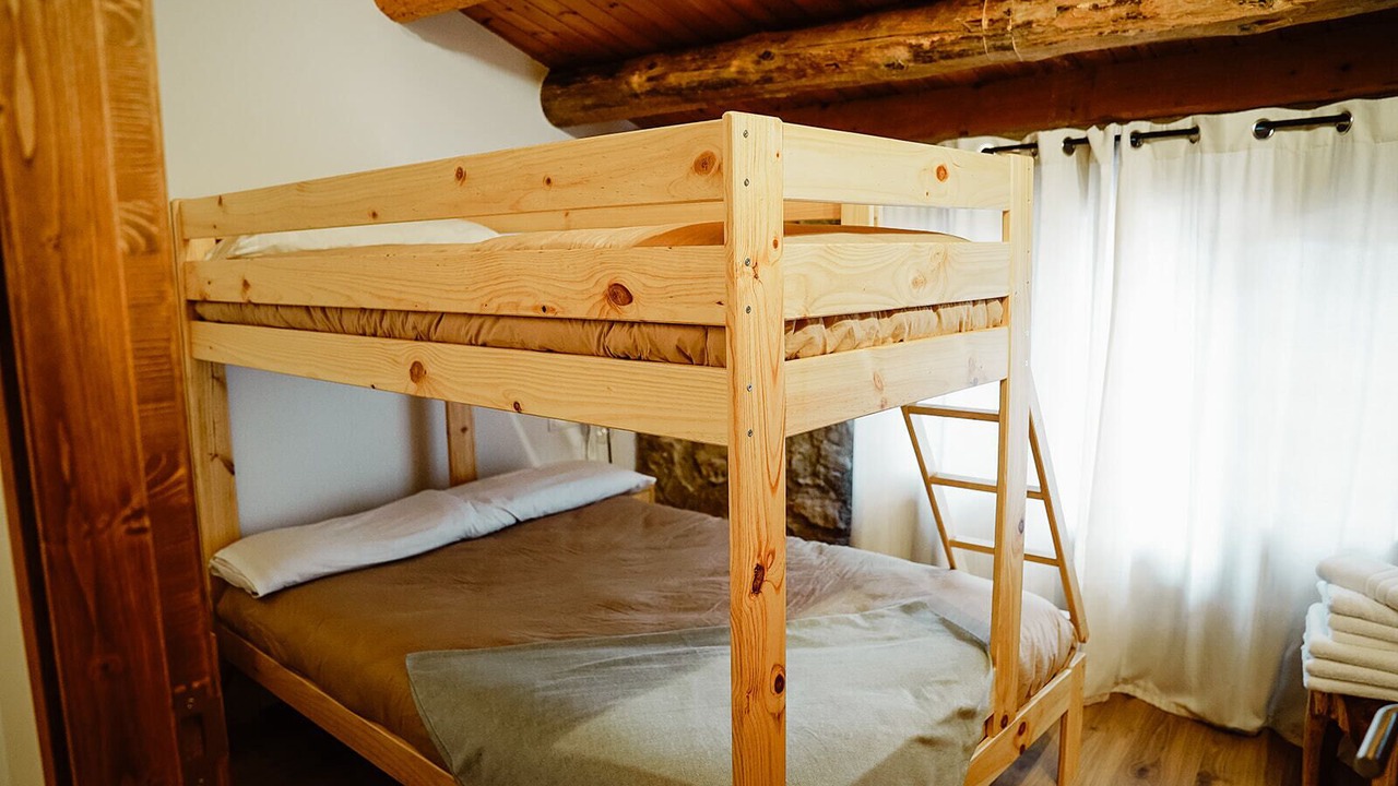 Photo of Bedroom in Naves
