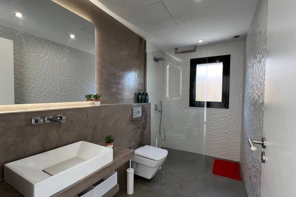 Photo of Bathroom in Montgat