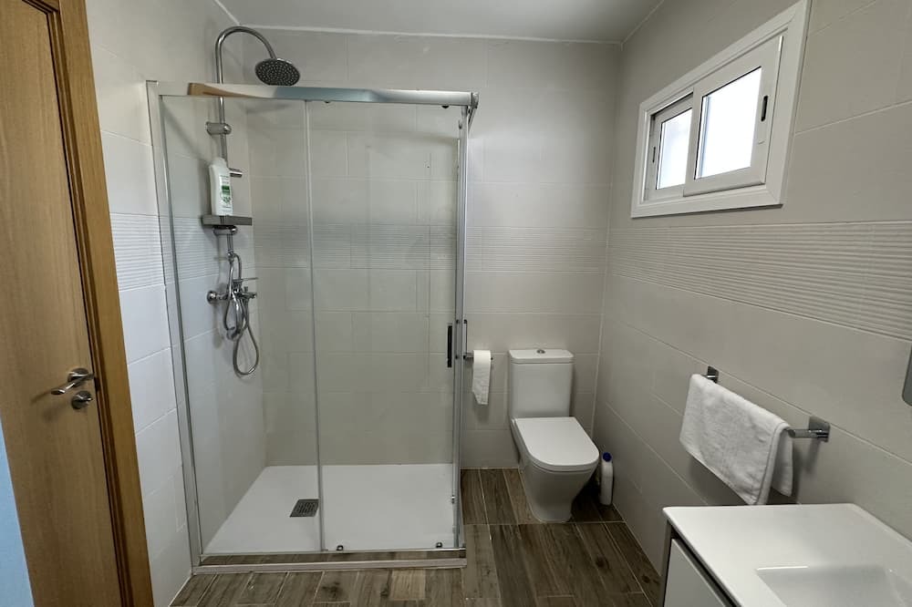 Photo of Bathroom in Palau-solita i Plegamans