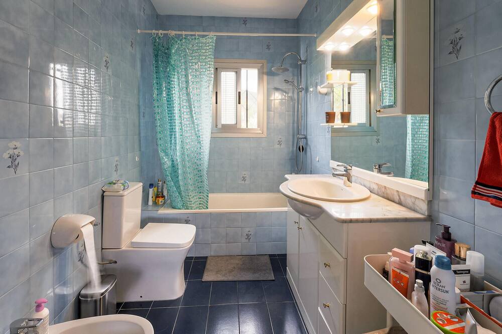Photo of Bathroom in Tordera