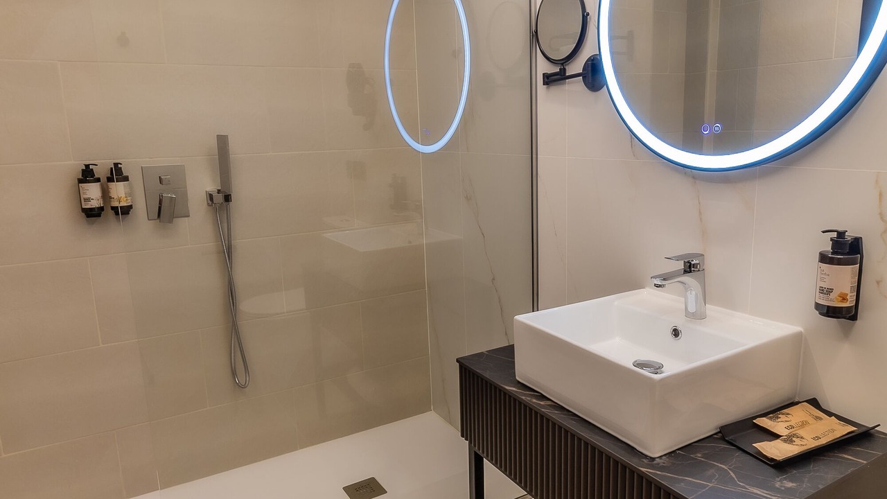 Photo of Bathroom in Padron