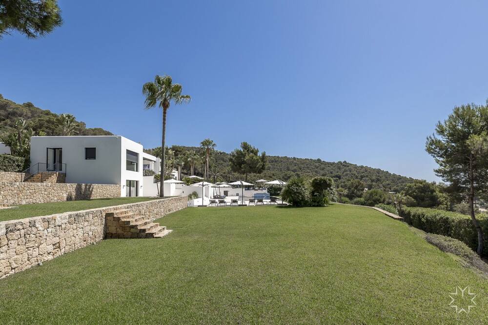 Photo of Patio Balcony in Cap Martinet