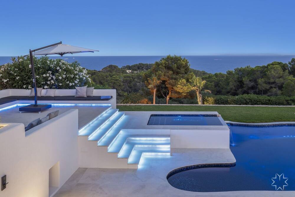 Photo of Patio Balcony in Cap Martinet