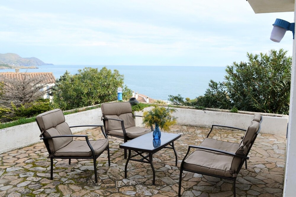 Photo of Patio Balcony in Llanca
