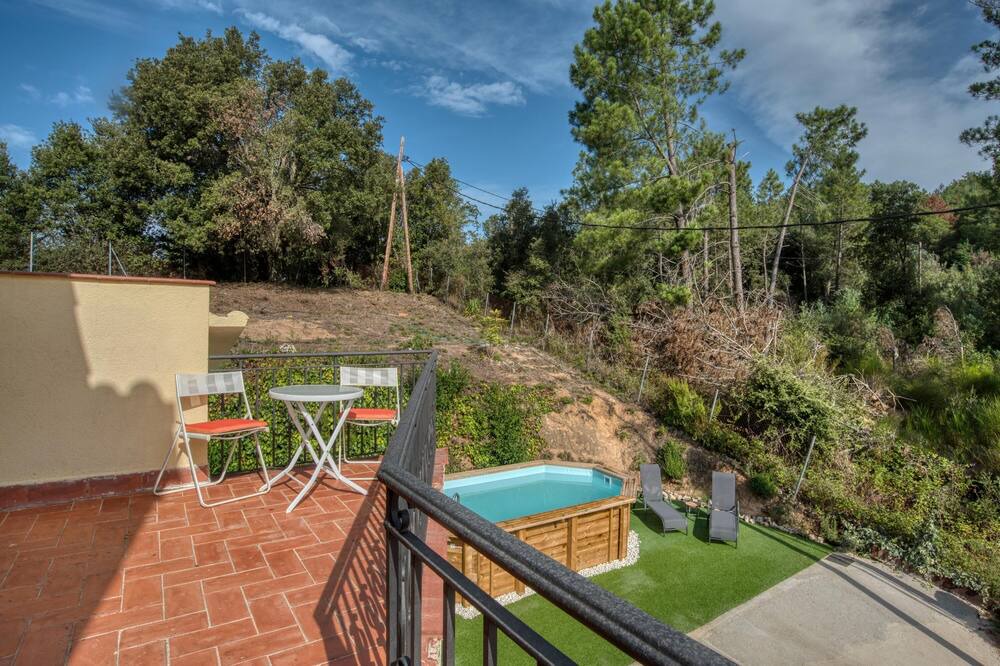 Photo of Patio Balcony in Arbucies