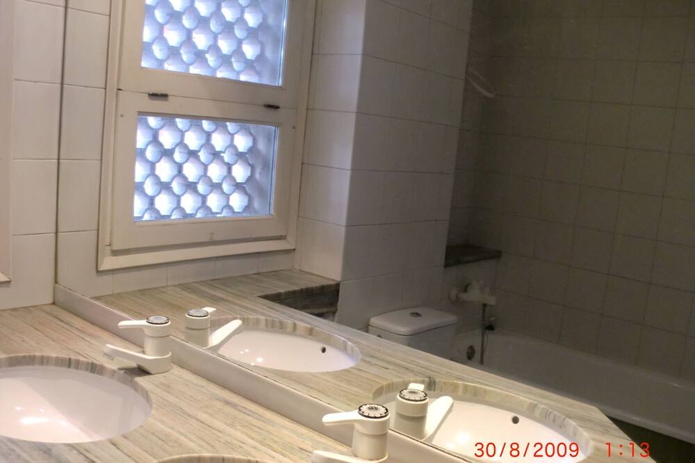 Photo of Bathroom in Sabadell