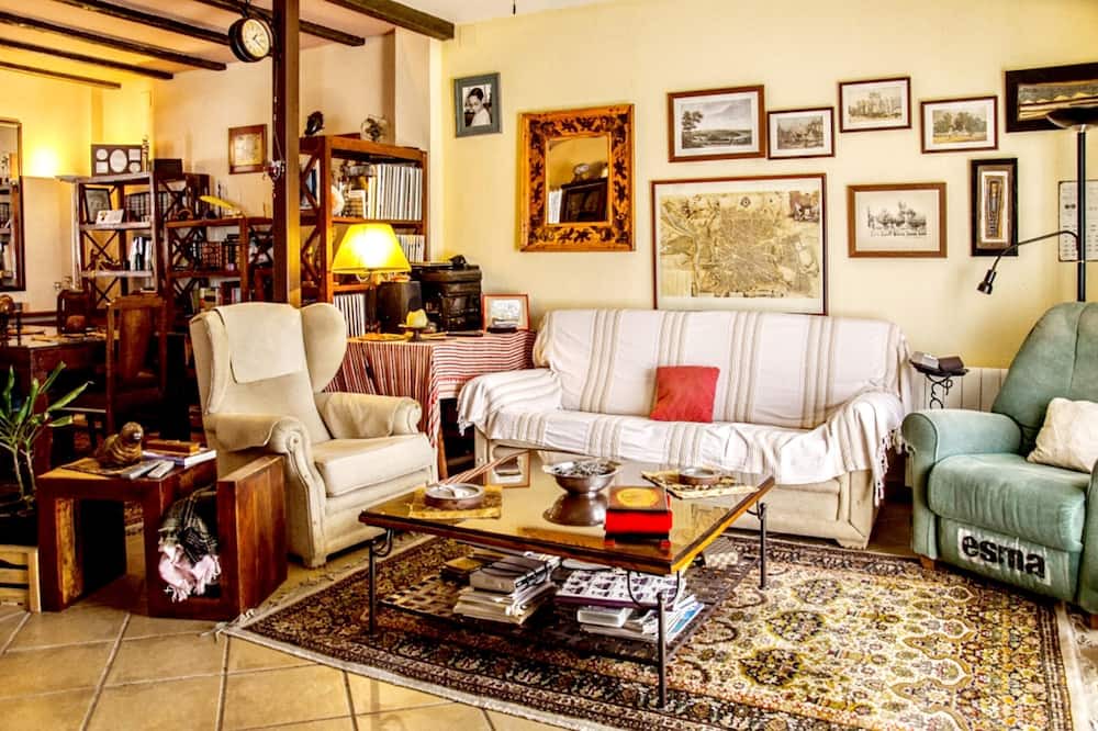 Photo of Livingroom in Picon