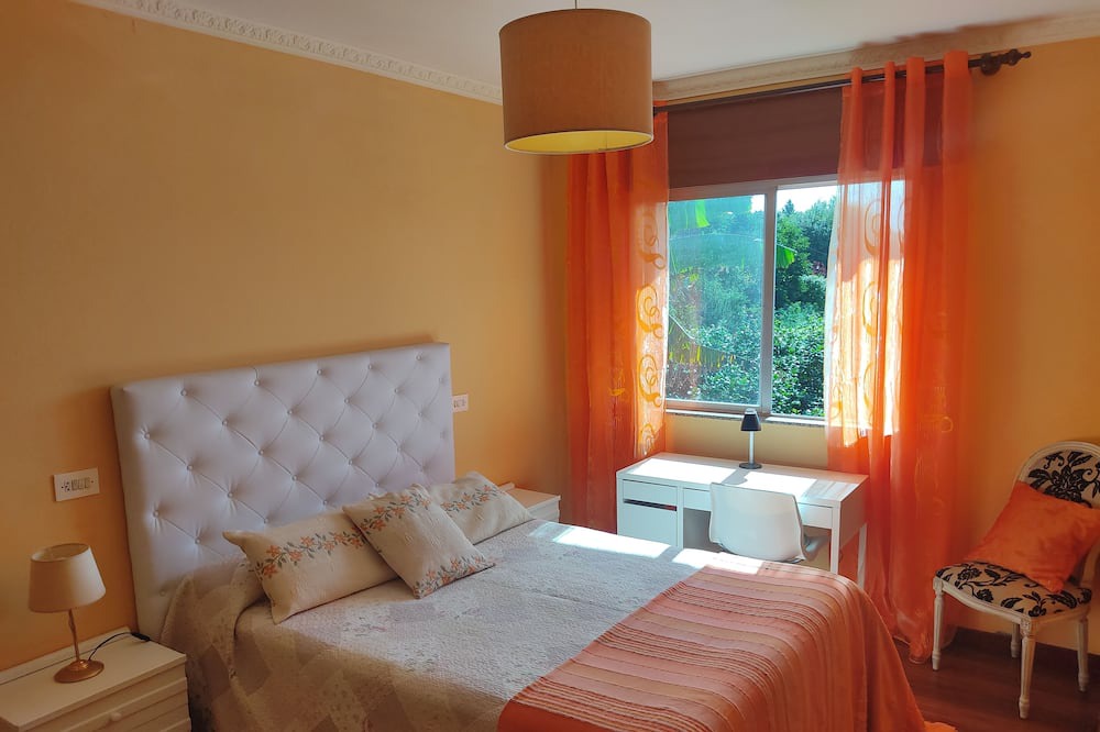 Photo of Bedroom in Rianxo