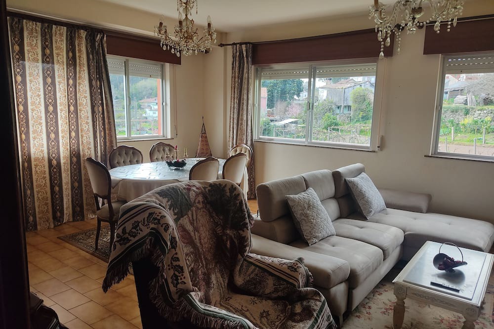 Photo of Livingroom in Rianxo