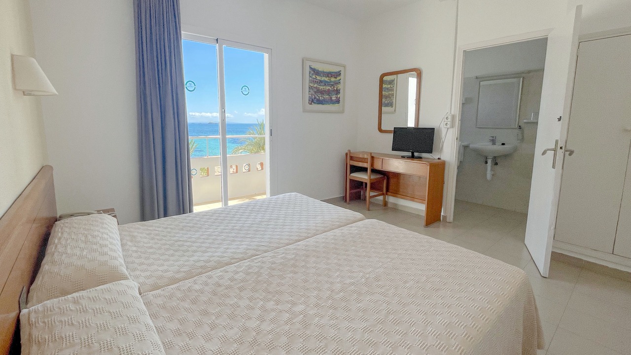 Photo of Bedroom in Figueretas