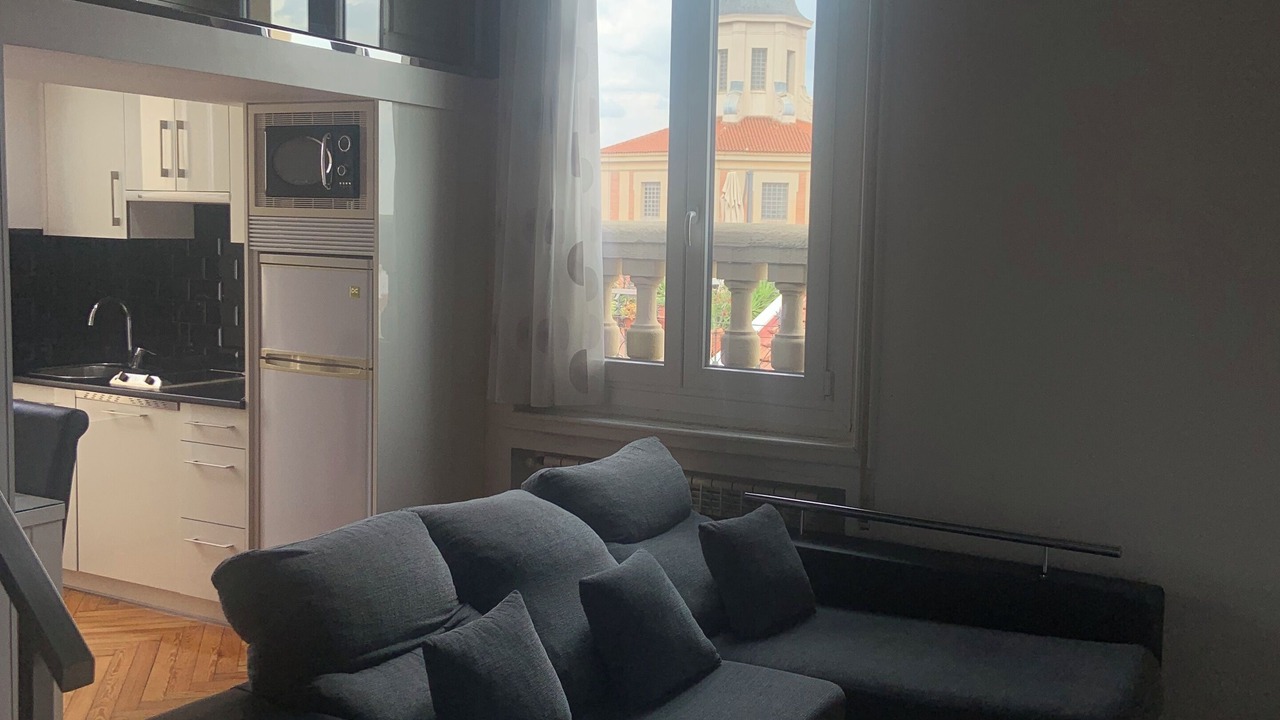 Photo of Bedroom in Literary Quarter