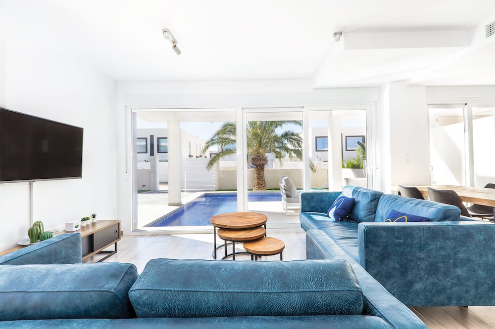 Photo of Livingroom in Puerto Marino