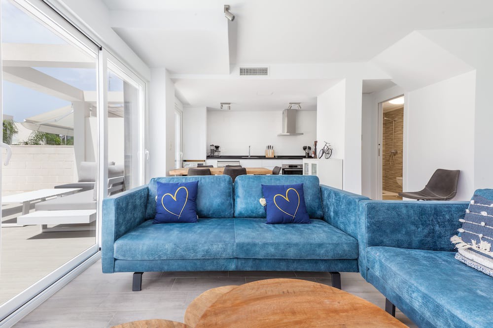 Photo of Livingroom in Puerto Marino