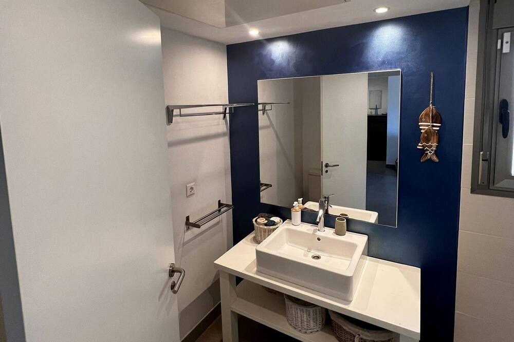 Photo of Bathroom in Sant Josep de sa Talaia