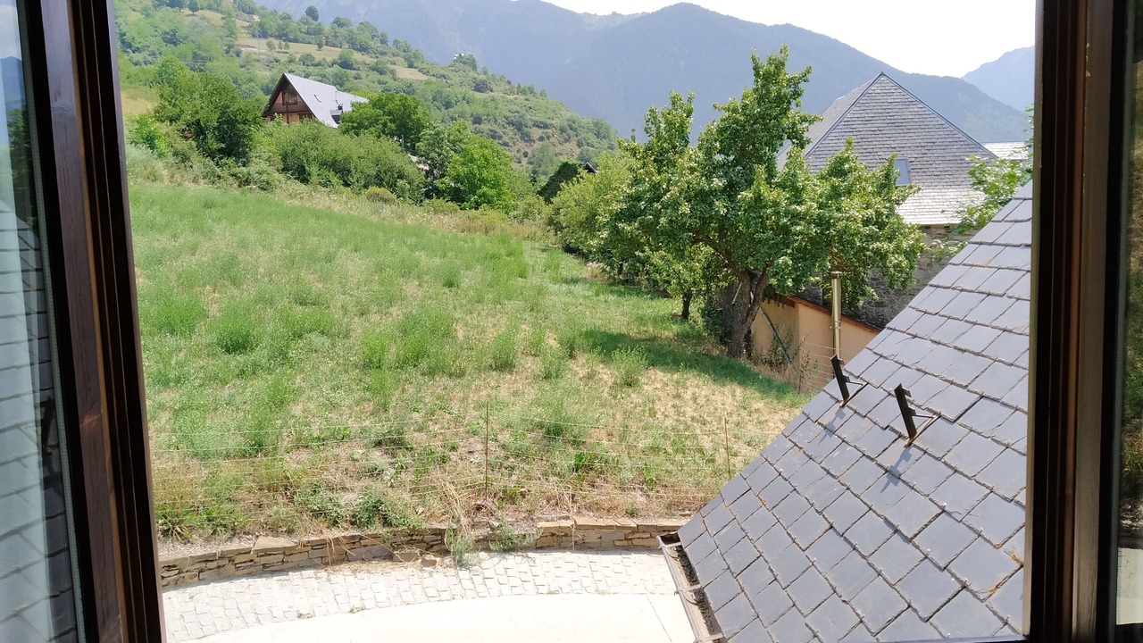 Photo of Bedroom in Betlan