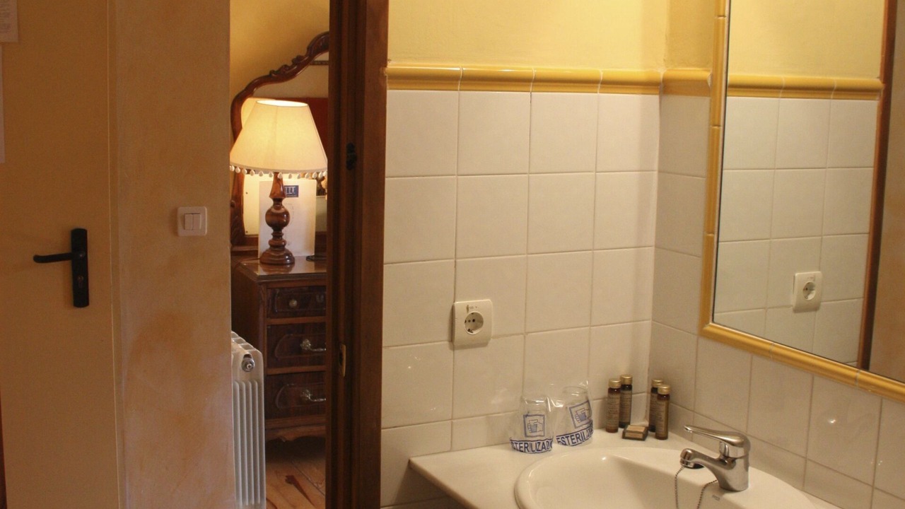 Photo of Bathroom in Biar