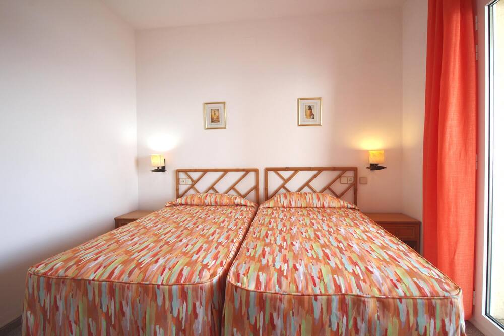 Photo of Bedroom in Llanca