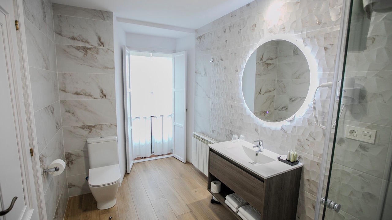 Photo of Bathroom in Lavacolla