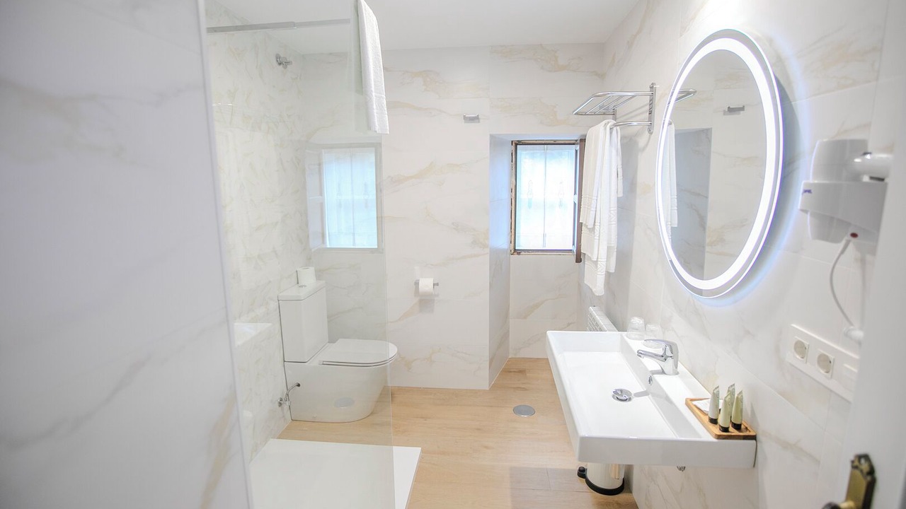 Photo of Bathroom in Lavacolla