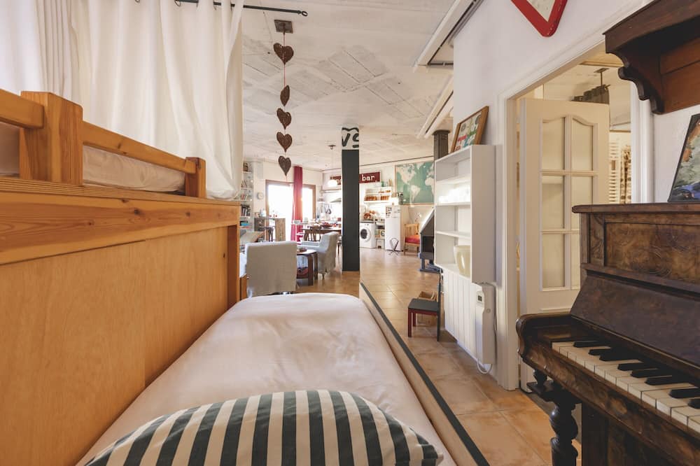 Photo of Bedroom in Pals