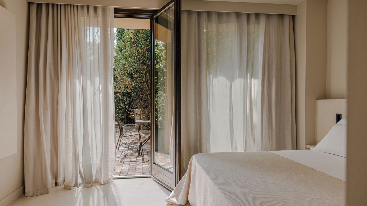 Photo of Bedroom in Vic