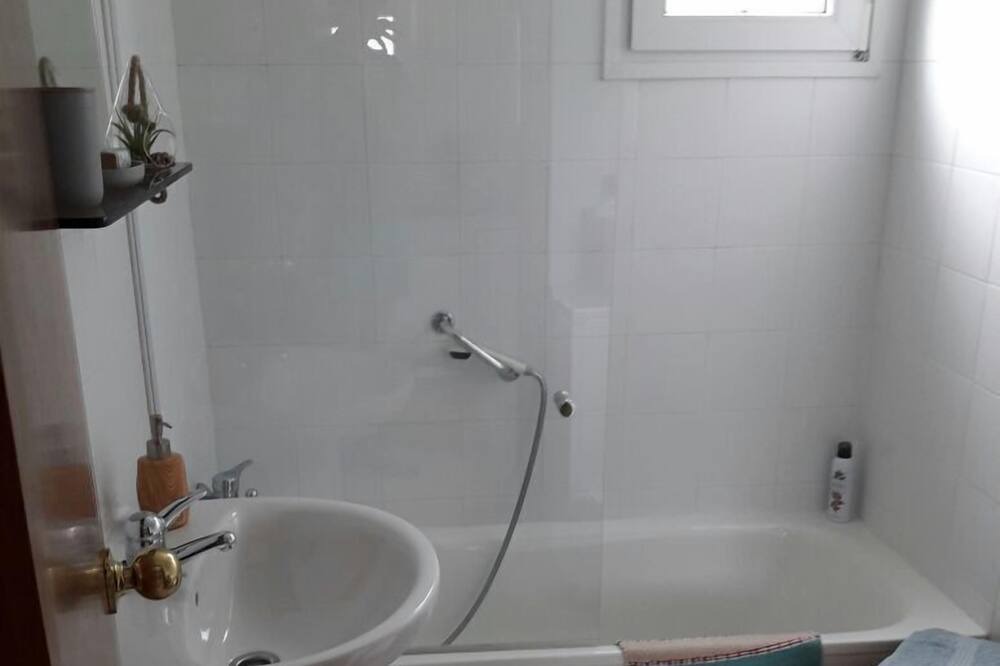 Photo of Bathroom in Cabrils