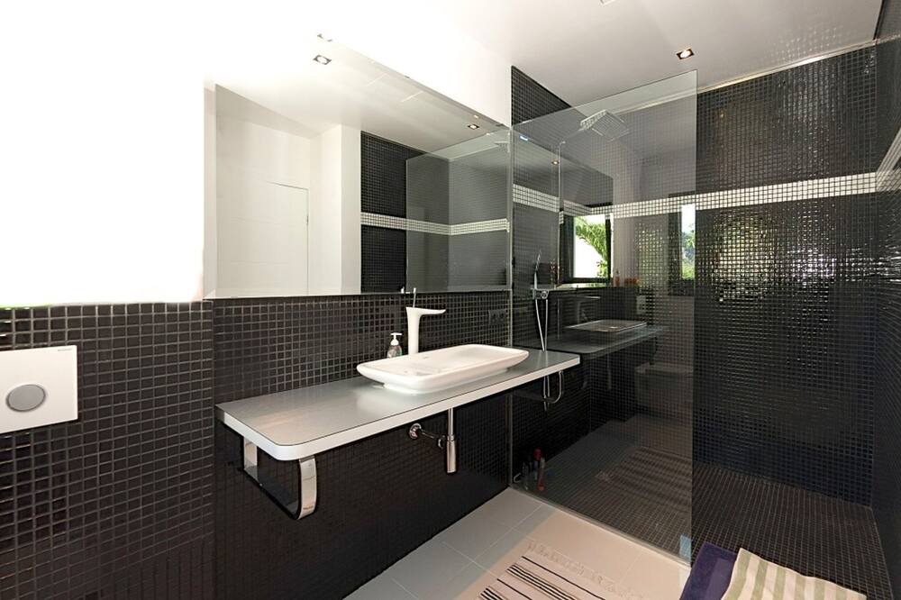 Photo of Bathroom in Costa d'en Blanes