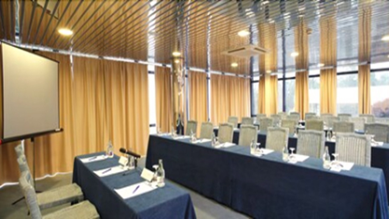 Photo of Others in Teo