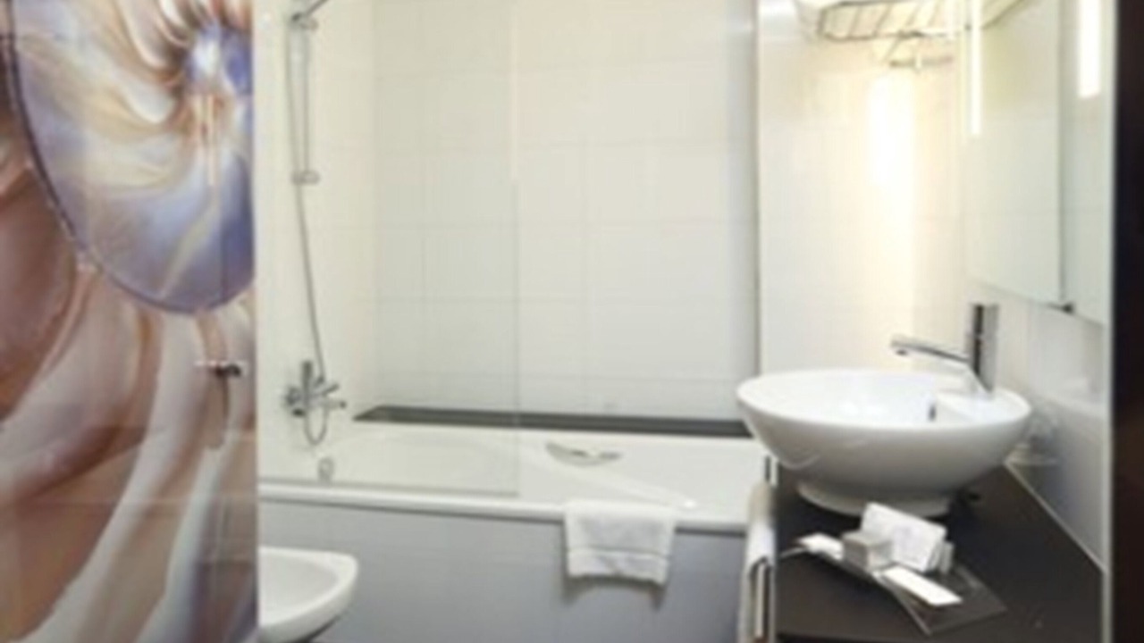 Photo of Bathroom in Teo