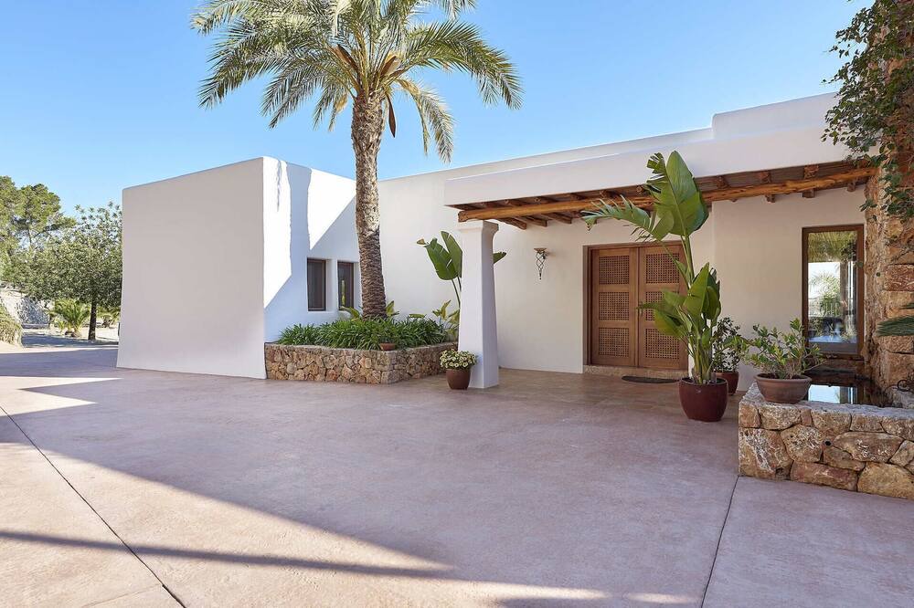 Photo of Outdoor in Sant Carles de Peralta