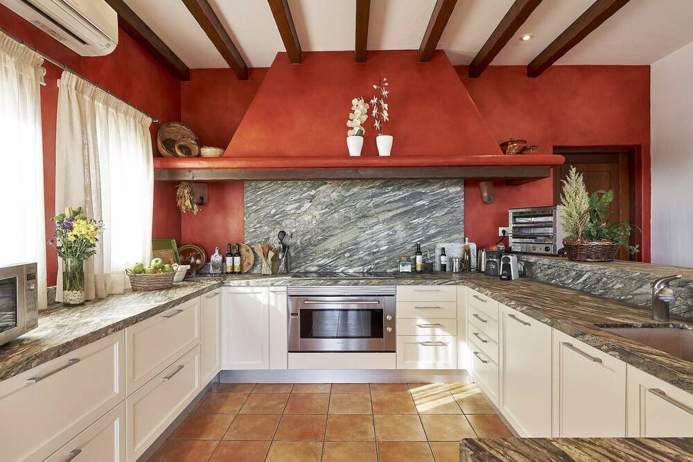 Photo of Kitchen in Sant Carles de Peralta
