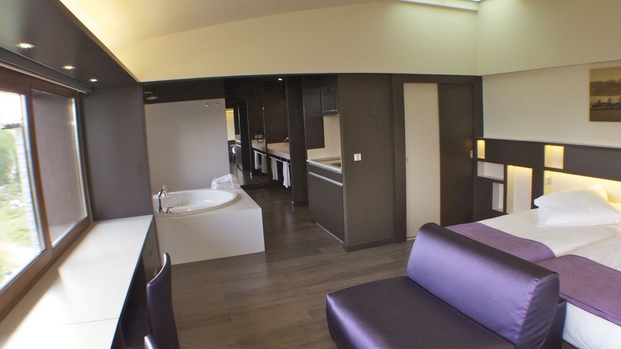 Photo of Bedroom in Lles