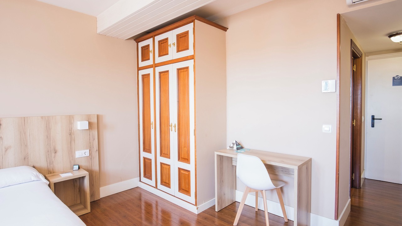 Photo of Bedroom in Santiago de Compostela City Centre