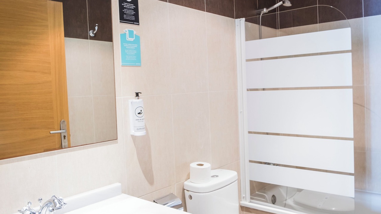 Photo of Bathroom in Santiago de Compostela City Centre