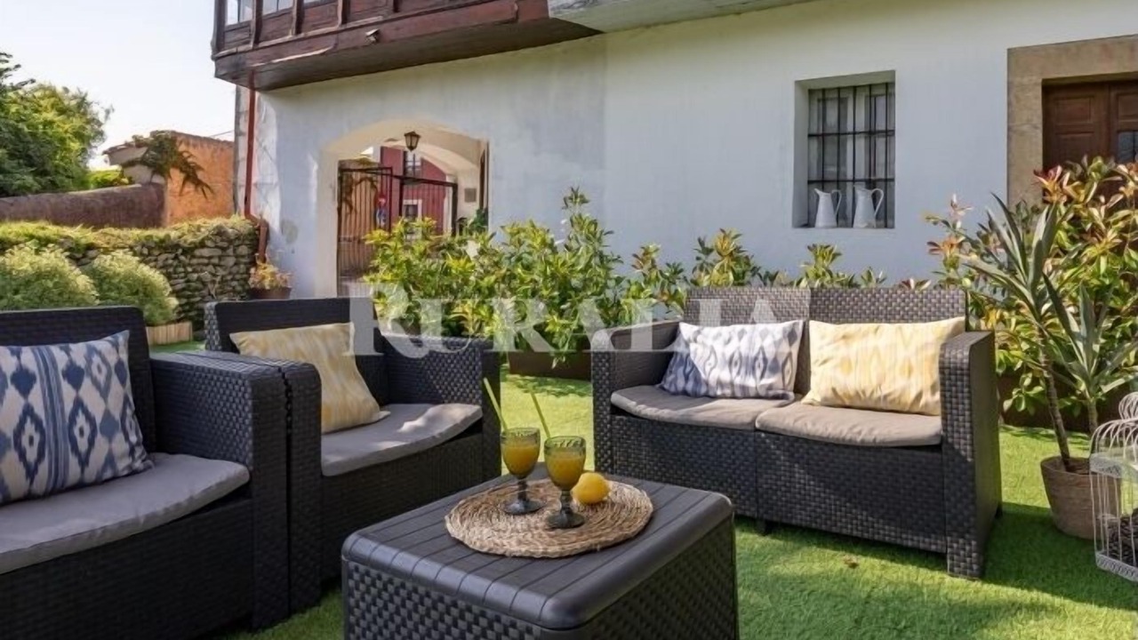 Photo of Patio Balcony in Colombres