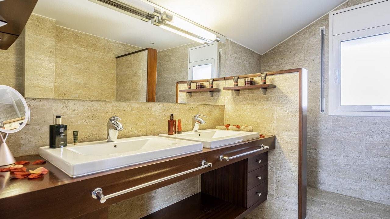 Photo of Bathroom in Canovelles