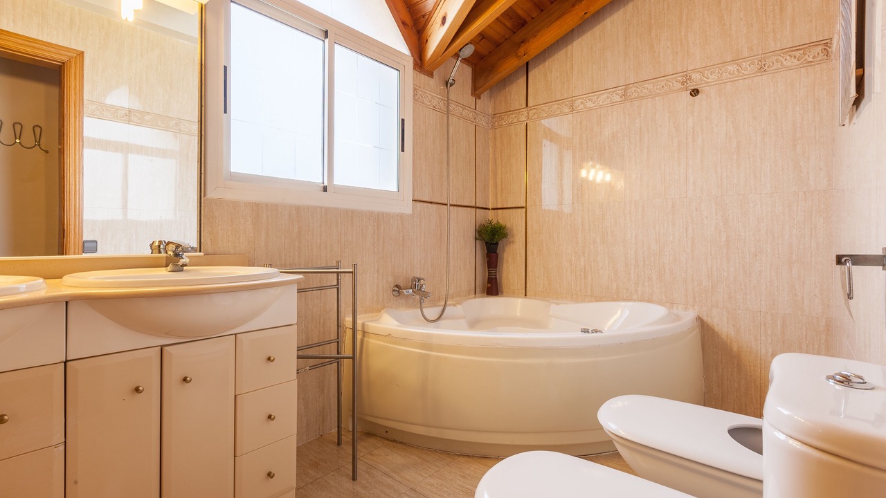 Photo of Bathroom in Corbera De Llobregat