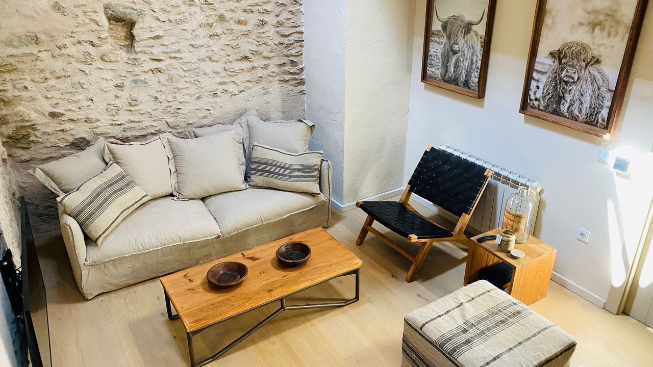 Photo of Livingroom in Age