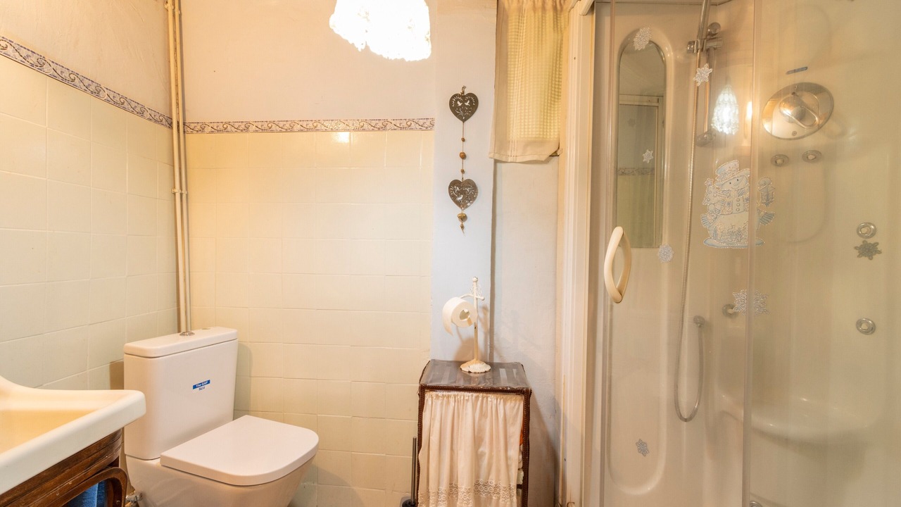 Photo of Bathroom in Ansovell