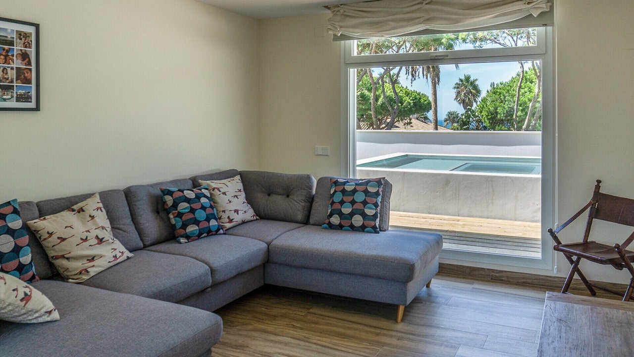 Photo of Livingroom in Cabo Roche
