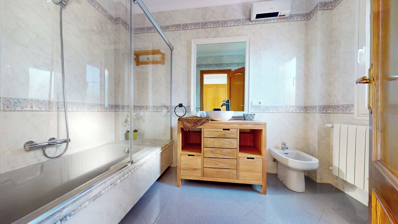 Photo of Bathroom in Javea