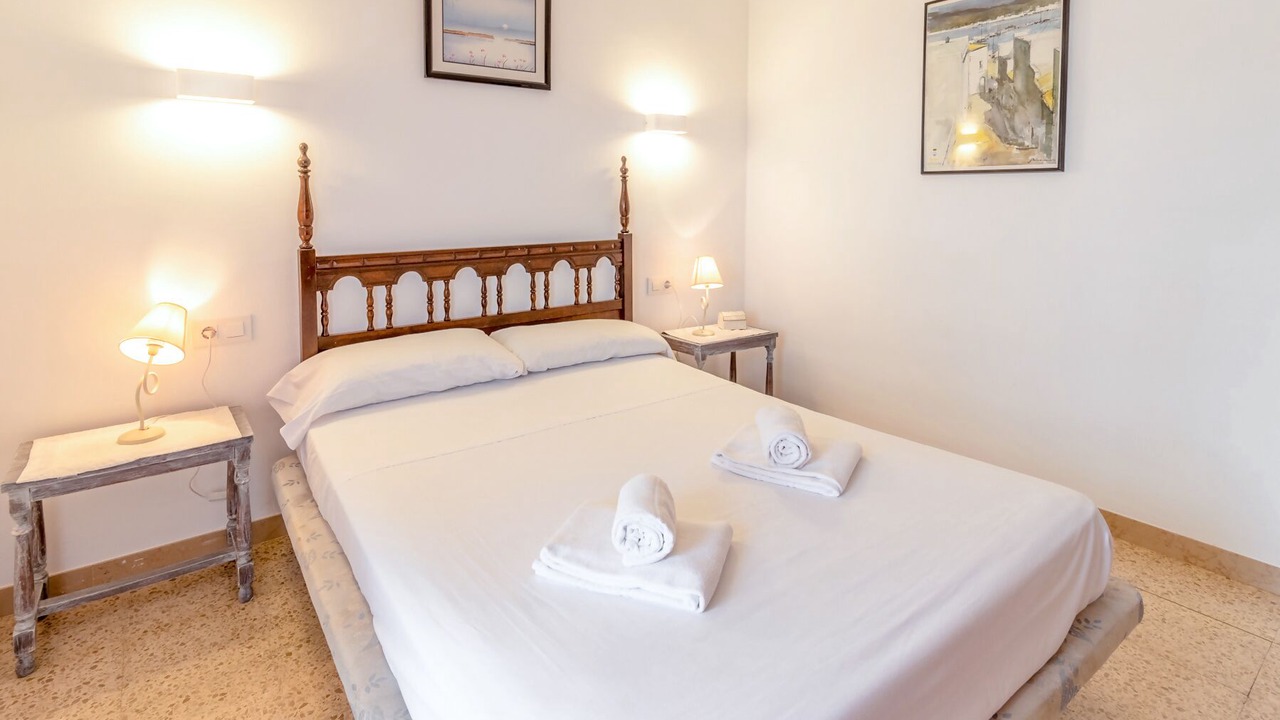 Photo of Bedroom in Llanca