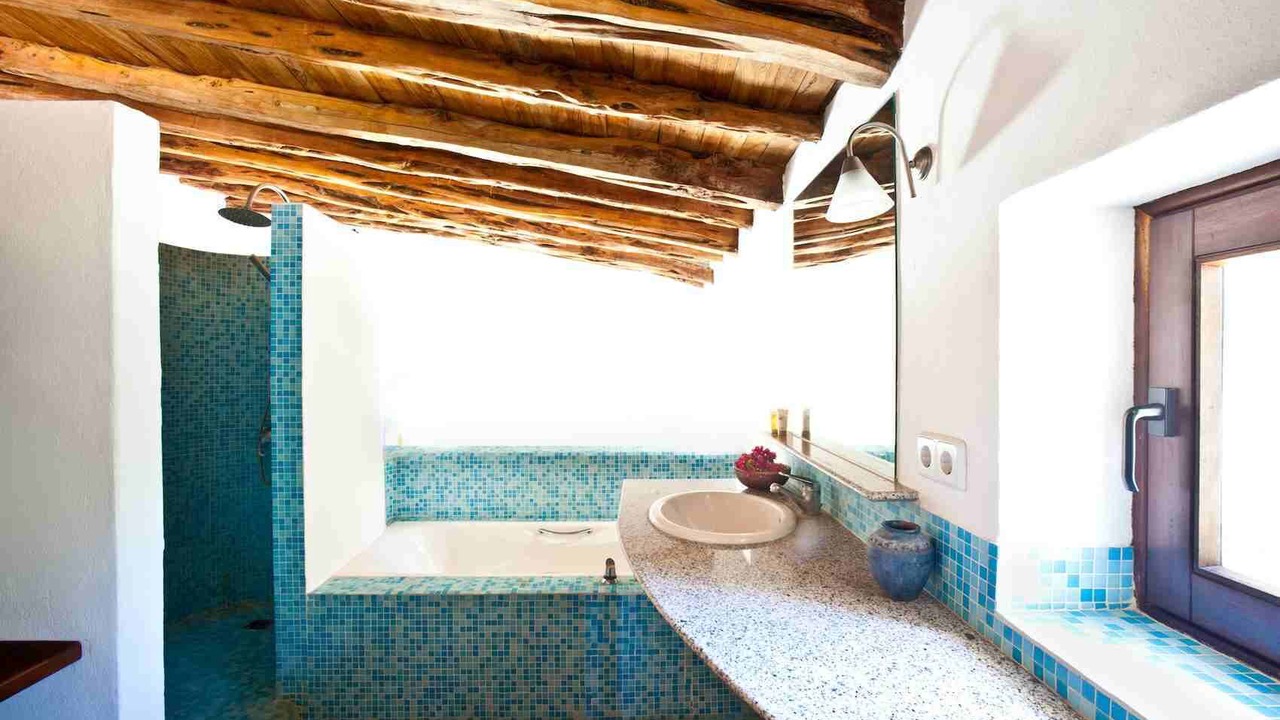 Photo of Bathroom in San Antonio Bay