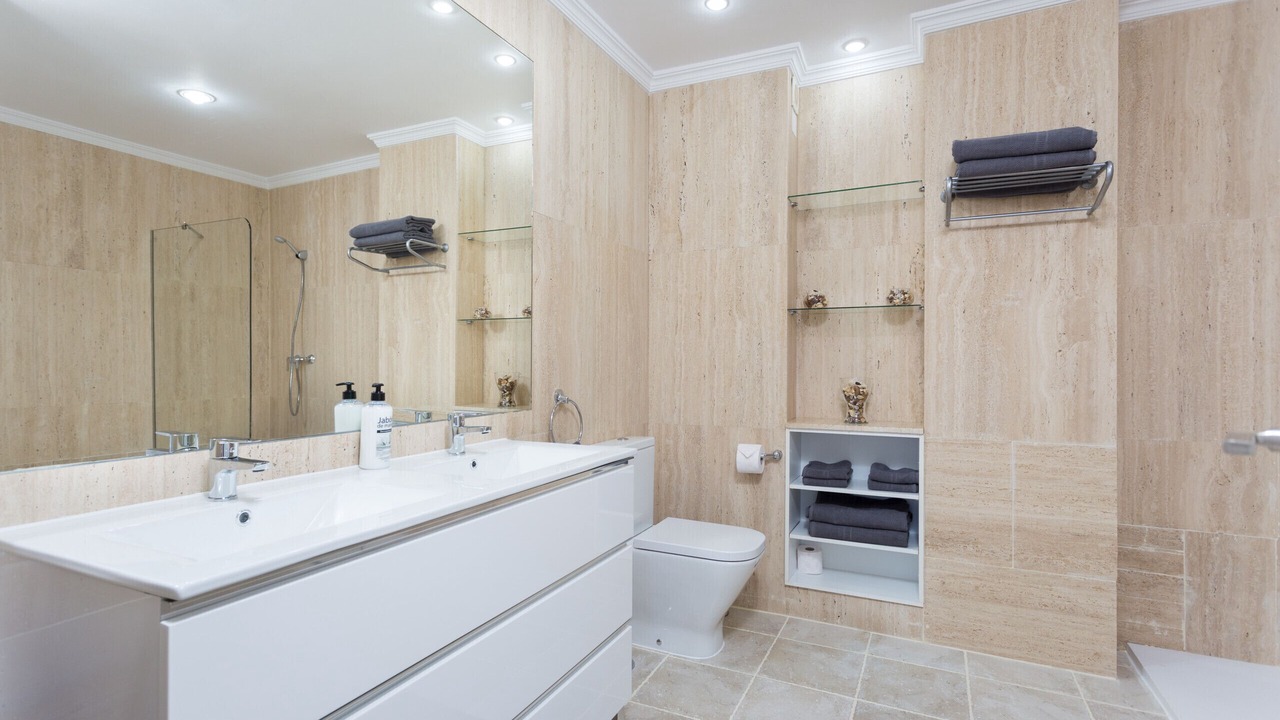 Photo of Bathroom in Las Caletillas
